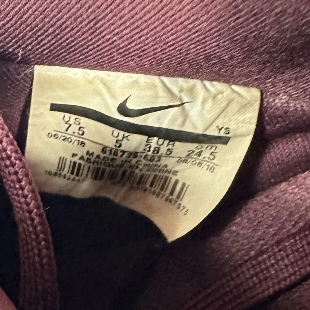 Nike Air Force 1 low 07 premium burgundy crush size 7.5